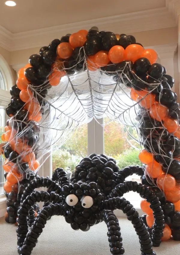 Balloon Spider Arch